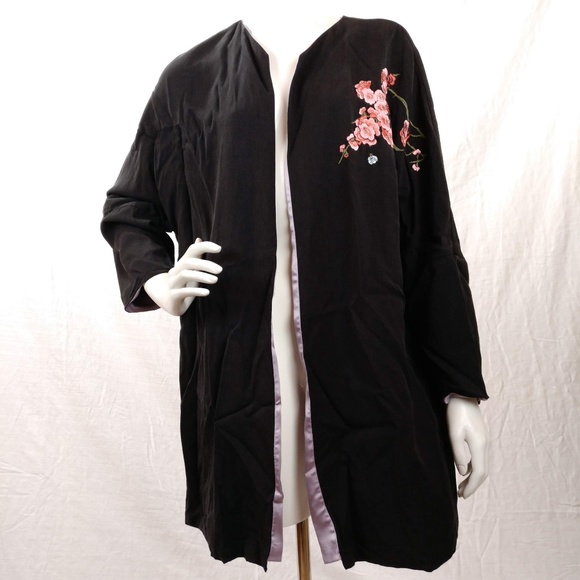 Soft Surroundings Sweaters - Soft Surroundings Reversible Embroidered Kimono M